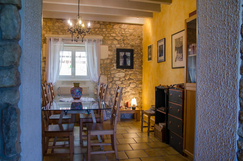 Others 4, La Pause Celeste, Gironde