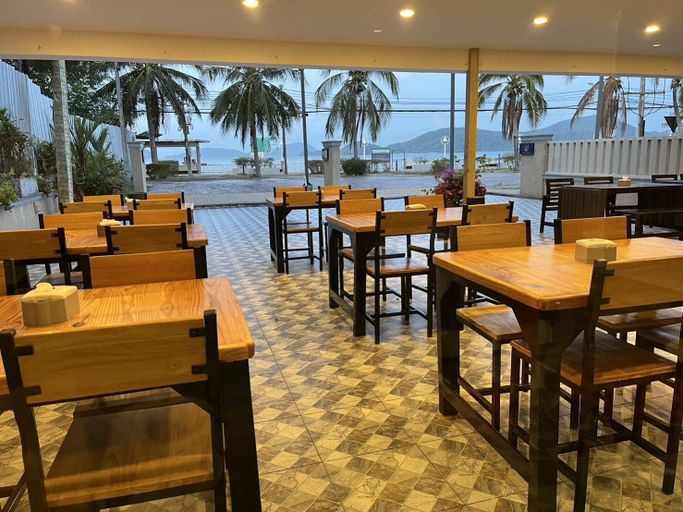 Food & Drinks 5, Panwa Beach Side Beachfront, Phuket Island