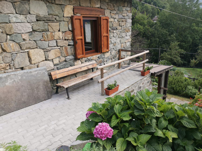 Others 5, Al Drit, Aosta