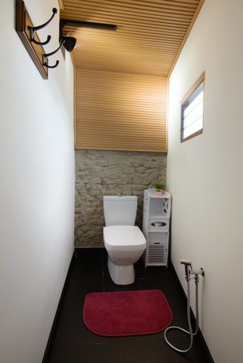 Bathroom 3, Gurney Terrace 9, Pulau Penang