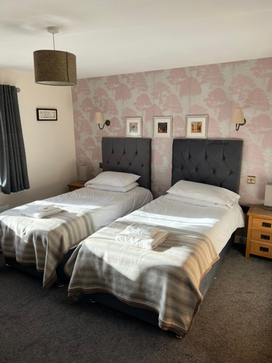 Bedroom 2, Fox and Goat, Oxfordshire