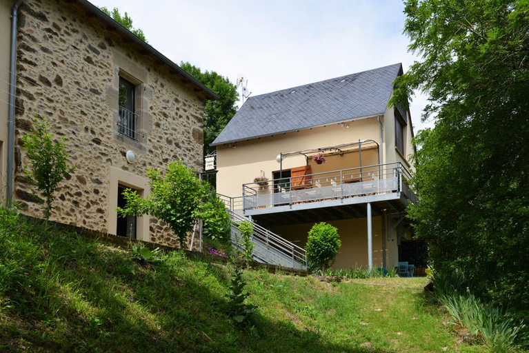 Others 2, Chambres et Table d'hotes du calvaire, Aveyron