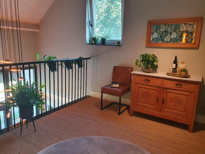 Others 5, B&B De NieuwenHof 'De Voorkamer', Horst aan de Maas