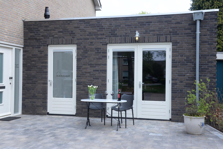 Others 4, Bed and Breakfast in de buurt, Waalwijk