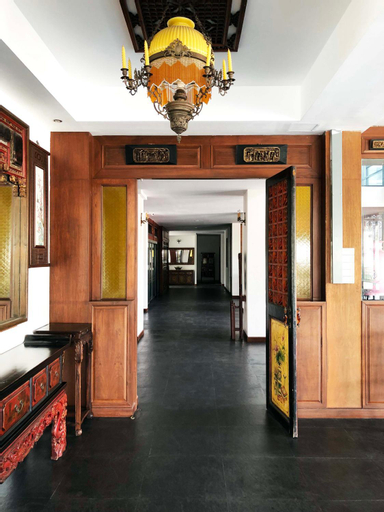 Food & Drinks 5, Hotel IYA, Khlong Luang