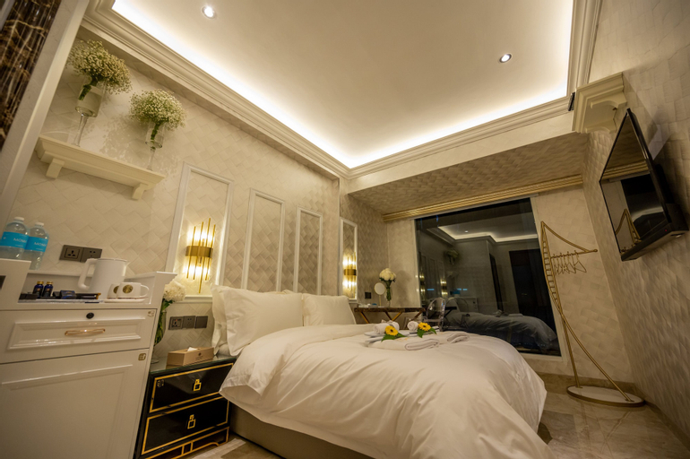 Bedroom 10