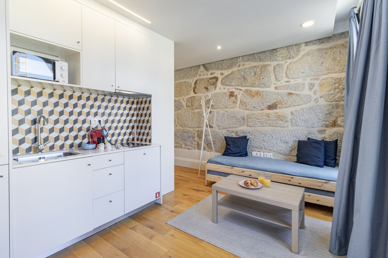 Others 5, Rodrigues de Freitas 391 by LovelyStay, Porto