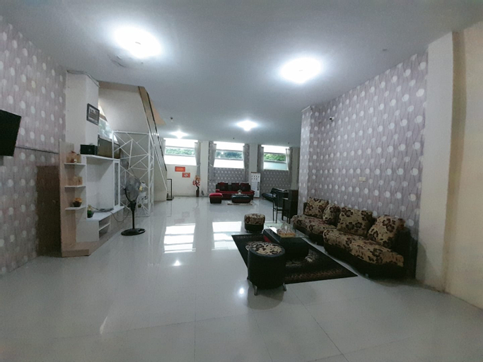 Others 4, Homestay Family Syariah, Lamongan