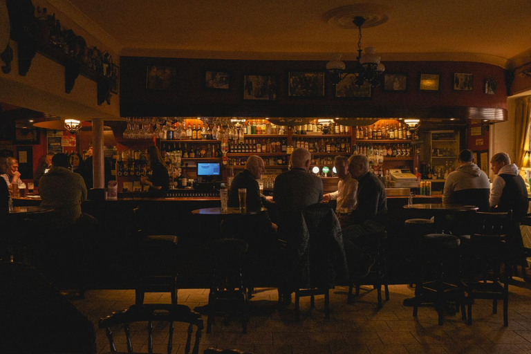 Others 4, The Village Inn