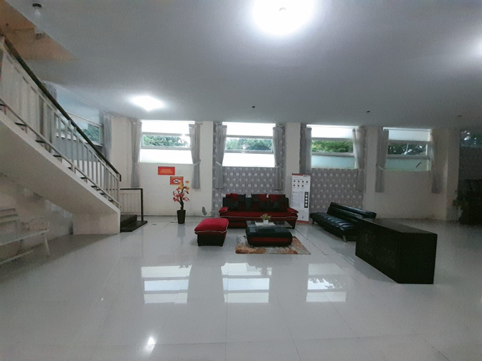 Others 2, Homestay Family Syariah, Lamongan