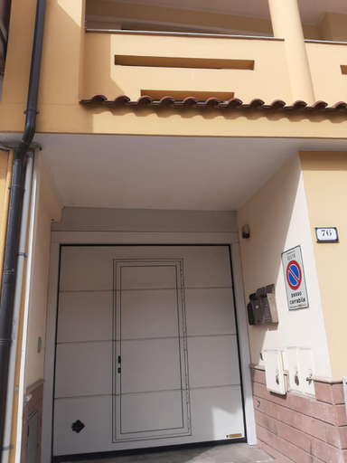 Others 2, Guesthouse Loru, Cagliari