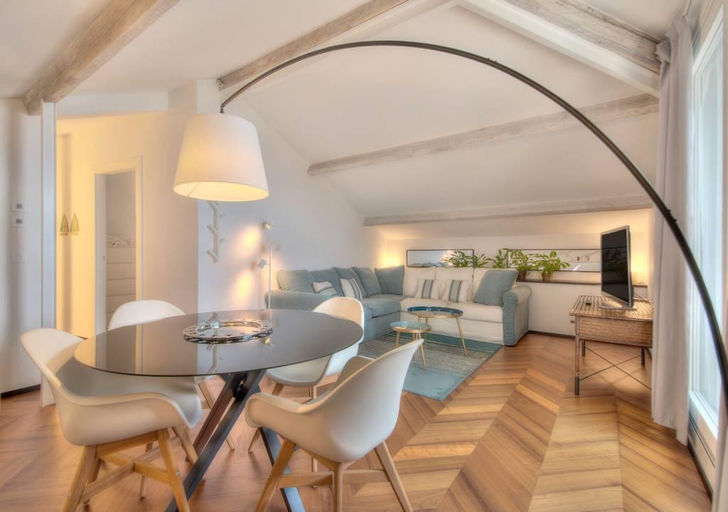 Dining Room 22
