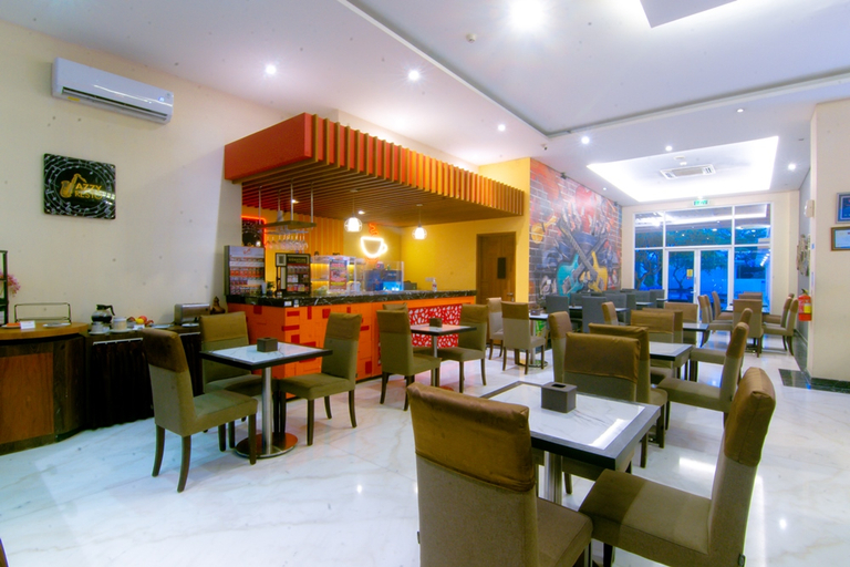 Food & Drinks 4, Front One Hotel Purwodadi, Grobogan