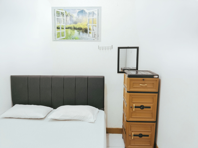 Bedroom 2, Eleven Guest House Syariah, Bogor