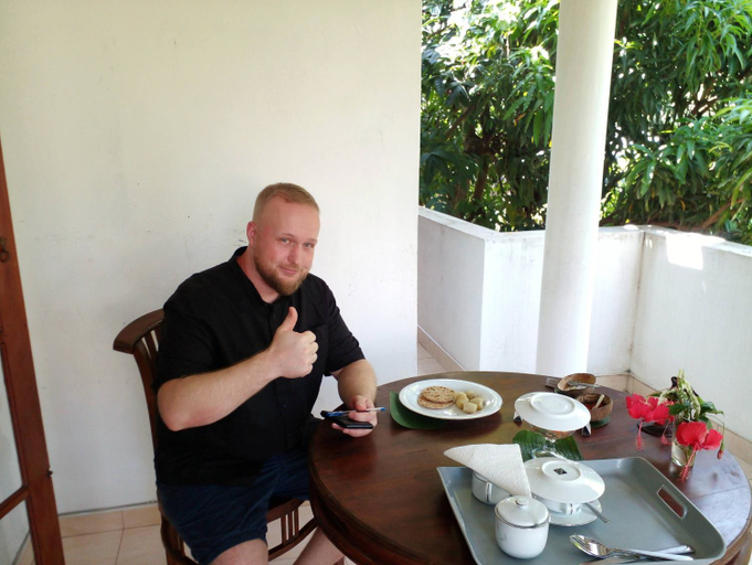 Others 3, The Tourist Balcony, Negombo