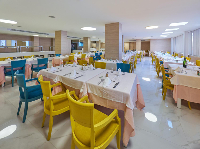 Food & Drinks 3, Aparthotel y Hotel Paguera Beach, Baleares