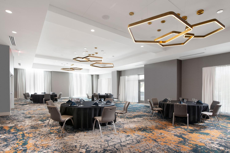 Business Facilities 3, Residence Inn by Marriott St. Louis Clayton, Saint Louis