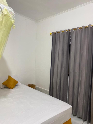 Bedroom 2, Rocky Homestay Lakey, Dompu