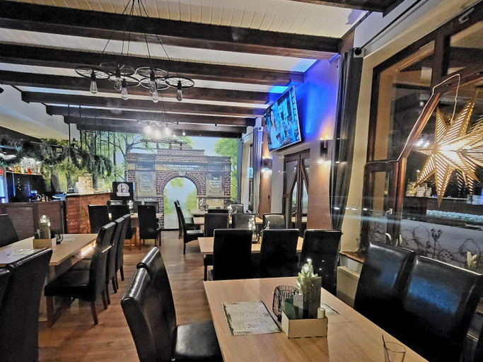 Food & Drinks 3, Noclegi Miedzy Parkami, Milicz