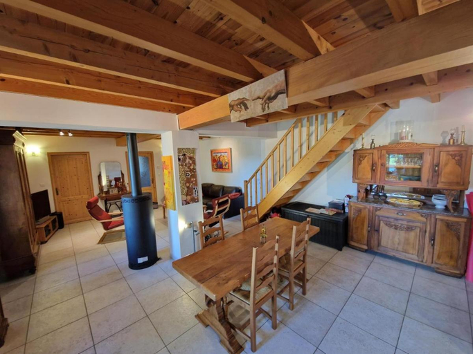 Others 5, Chez Patou - Chambres d'hotes, Haute-Loire