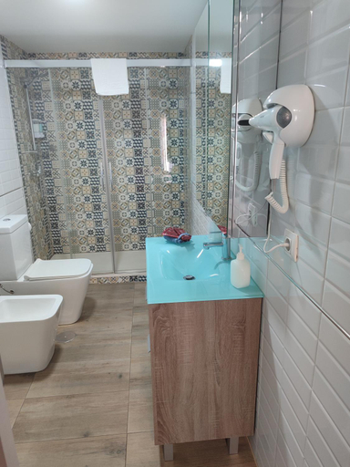 Bathroom, Hostal El Bosque Encantado Toledo, Toledo
