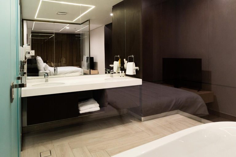 Bathroom 5, Mirot Suites, Al Khobar