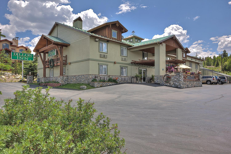 Others 4, Dillon Inn, Summit