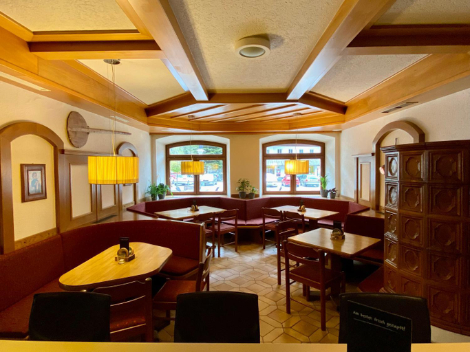 Others 3, Gasthaus Post, Lienz