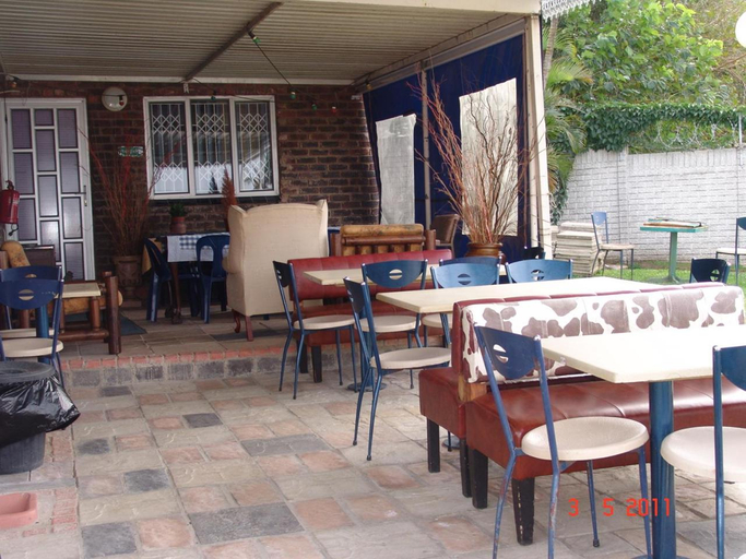 Food & Drinks 3, Bed and Breakfast at Eves, eThekwini