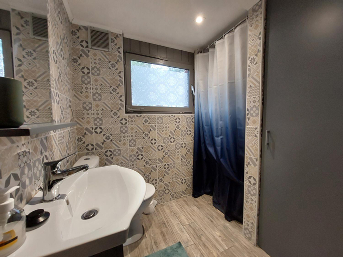 Bedroom 2, Chalet Kiwi, Namur