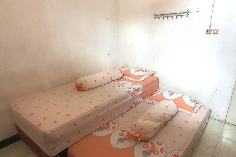 Bedroom 3, SPOT ON 93681 Qodri Homestay Syariah, Surabaya