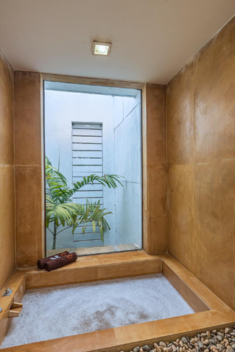 Bathroom 3, SaffronStays Estella, Raigarh