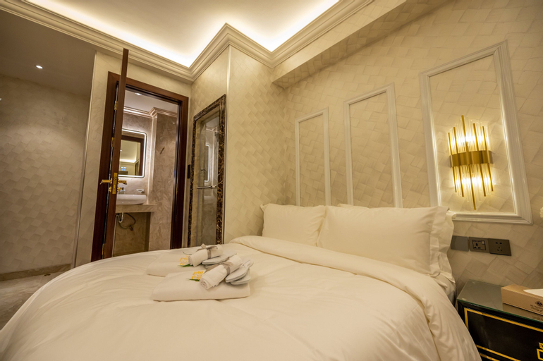 Bedroom 9