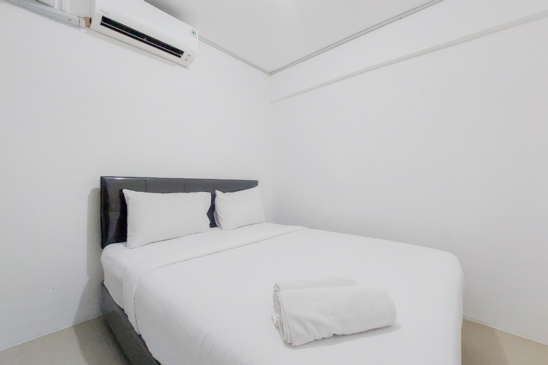 Homey and Comfort Living 2BR Urbantown Serpong Apartment By Travelio, South Tangerang