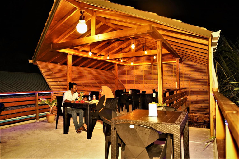 Food & Drinks 4, Dhigurah Beach Inn