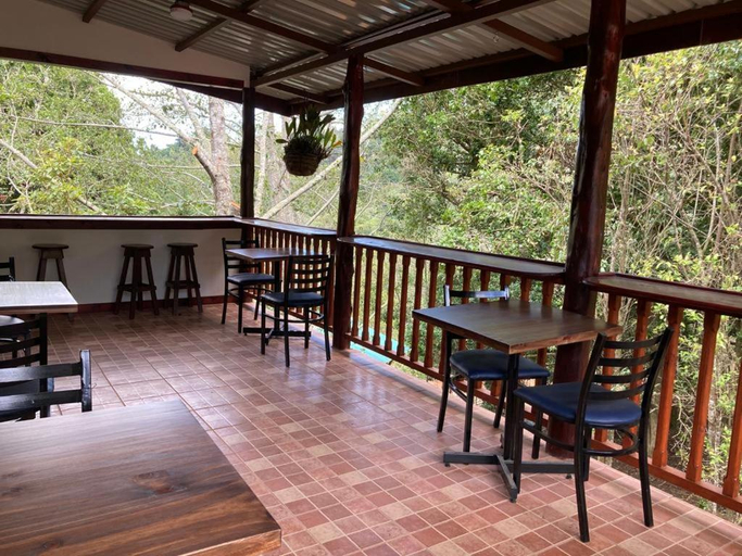Food & Drinks 4, Curuba Lodge, Dota