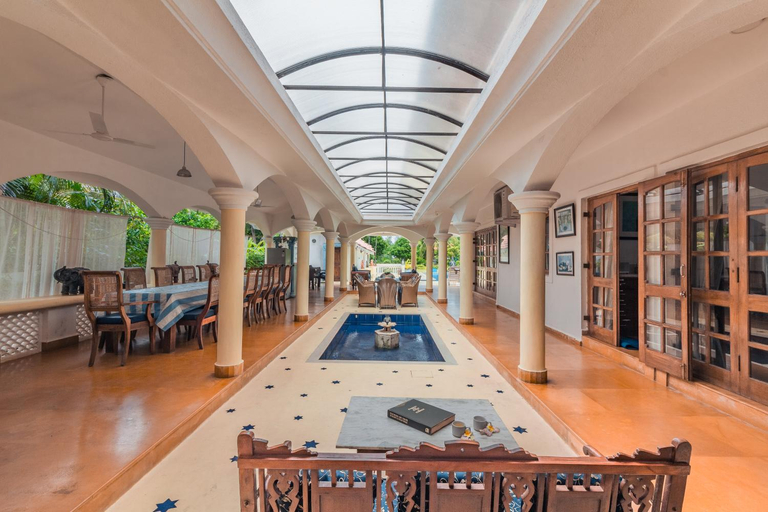 Others 4, Beachfront mansion with pool, North Goa
