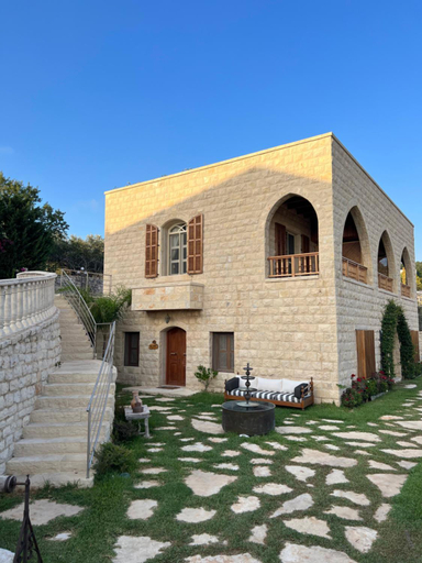 Others 5, Domaine des Oliviers, Batroun