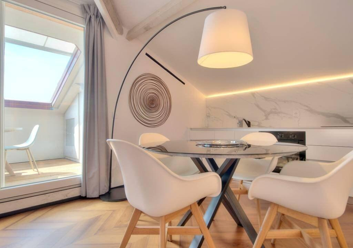 Dining Room 25
