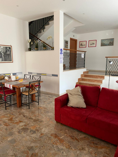 Others 5, Villa Alma, Rome