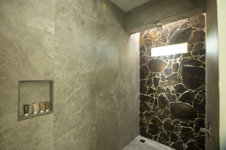 Bathroom 3, Adeluna Luxury Ocean View Villas, Puntarenas