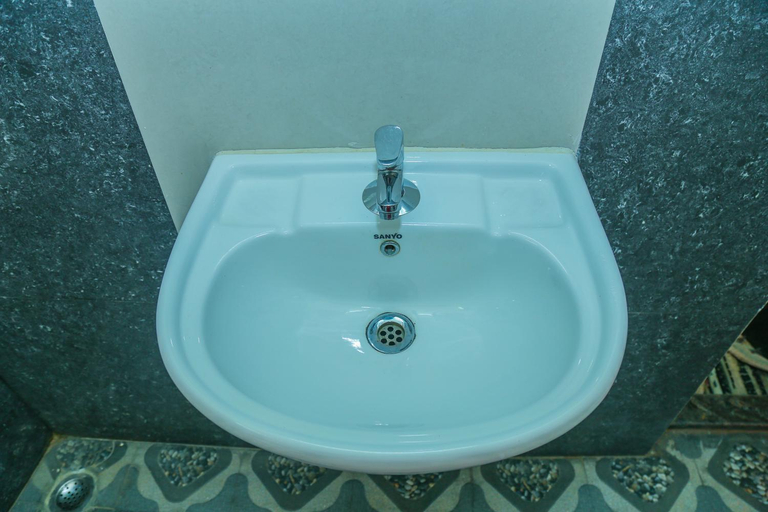 Bathroom, P A Resort, Vellore