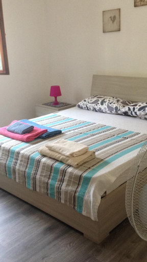 Bedroom 2, Casa Do Sol Apartment, Verona