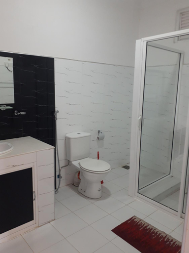Bathroom 2, kandy view resort, K.F.G. & G. Korale