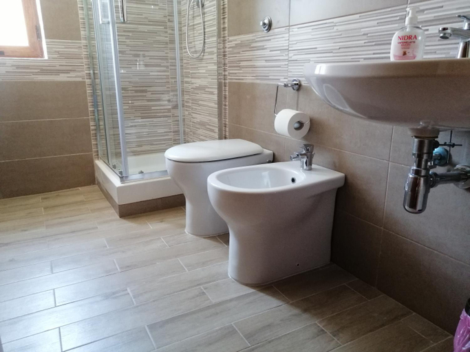 Bathroom 2, B&B Lamezia Nicogia, Catanzaro