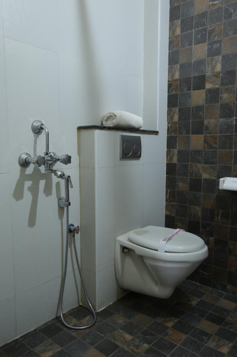 Bathroom 3, The Hillside , The Nilgiris