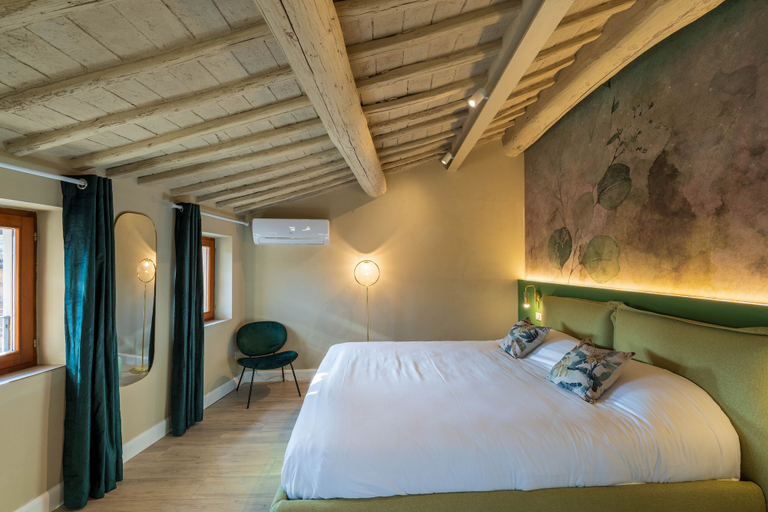 Bedroom 4, Blossoms of Siena, Siena