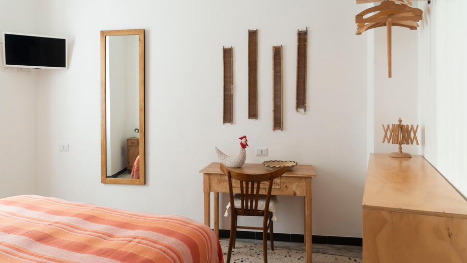 Bedroom 3, Welcomely - Billy s House, Nuoro