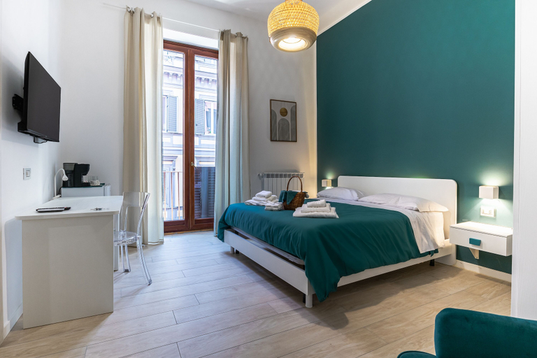 Bedroom 4, Rua de Mar Chiatamone, Napoli
