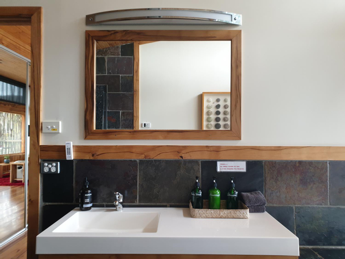 Bathroom 17
